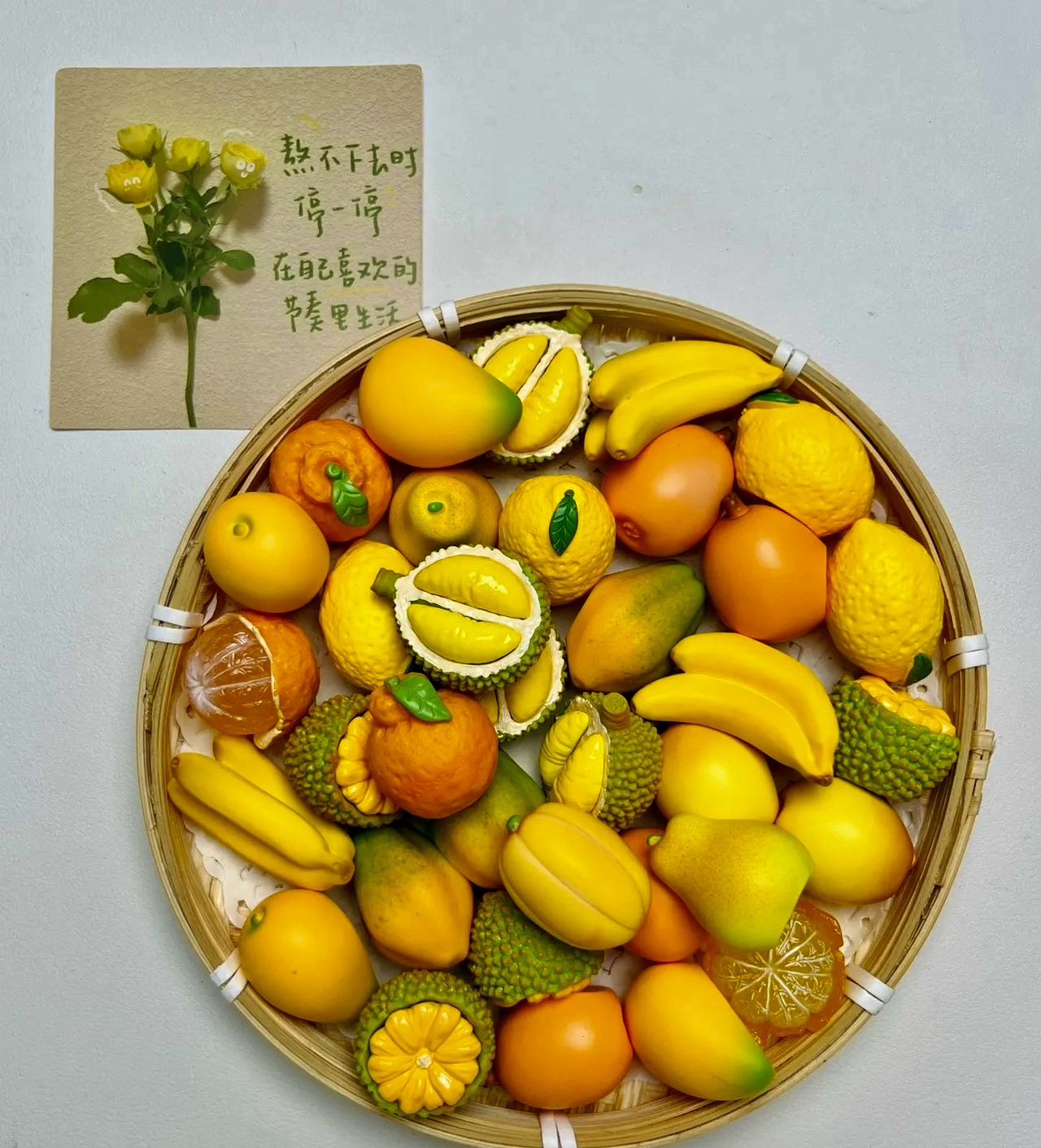 Fashion pop Miniatur Buah Tiruan Lucu - Dekorasi Rumah & Mainan Edukatif Anak  Hiasan buah dari resin Hiasan sayur dari resin DIY resin Mainan penghilang stres Syal