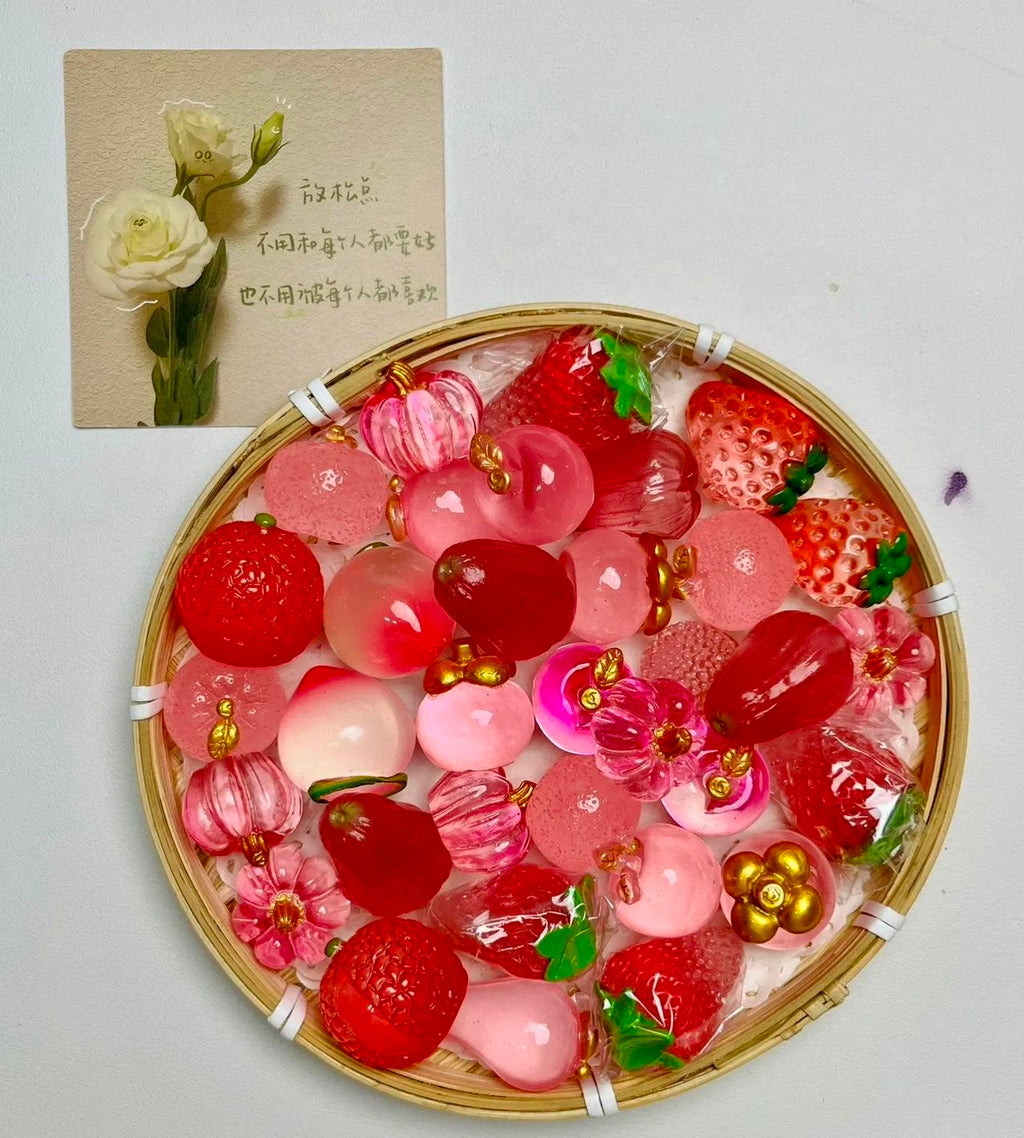 Fashion pop Miniatur Buah Tiruan Lucu - Dekorasi Rumah & Mainan Edukatif Anak  Hiasan buah dari resin Hiasan sayur dari resin DIY resin Mainan penghilang stres Syal