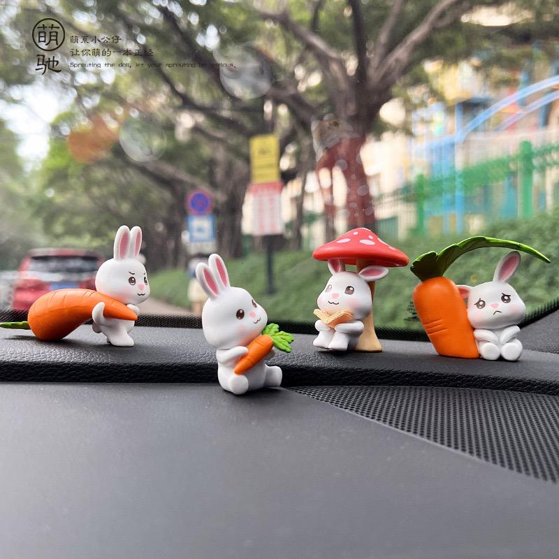 Mengchi Boneka Pajangan Kelinci Lucu Mini Dekorasi Meja Kamar Cute Rabbit Figurine Desain Imut Dan Mini Cocok Untuk Ruang Kecil Aksesori Menarik Untuk Kamar Dan Mobil